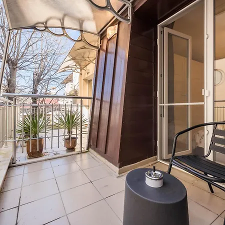 Lazy Days - 1br In Center Apartment