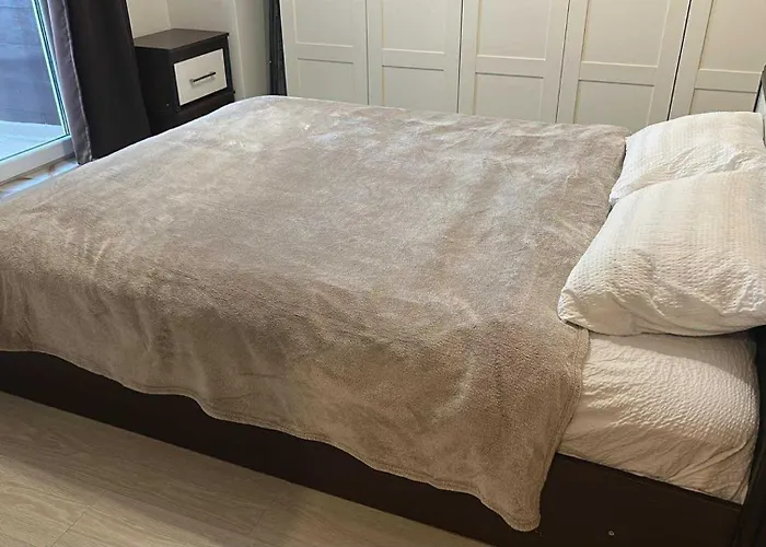 דירה Lazy Days - 1br In Center וארנה