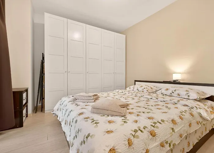 Lazy Days - 1br In Center Warna